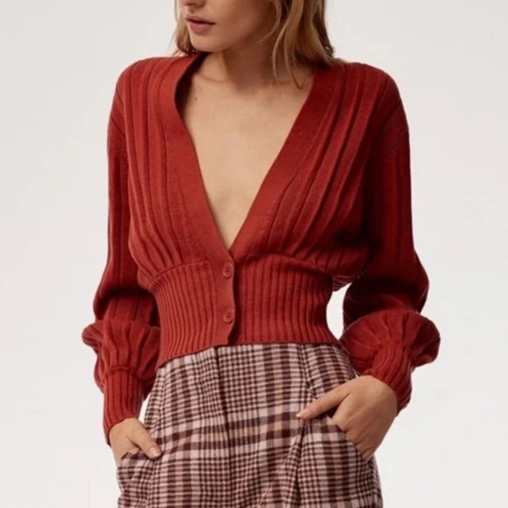 Aritza Wilfred Plunge Burnt Orange Red Thais Sweater